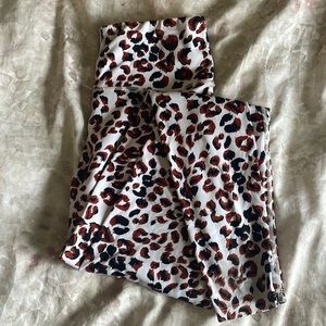 Buttery soft leopard leggings